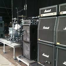 Center stage equipment